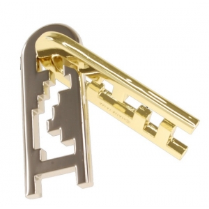 Hanayama cast puzzle keyhole, 0485-37